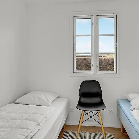 2 Bedroom Gorgeous Home In Hejls Casa de Férias