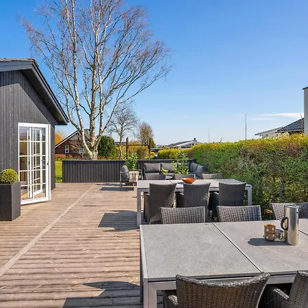 Feriehus With A Fireplace 267