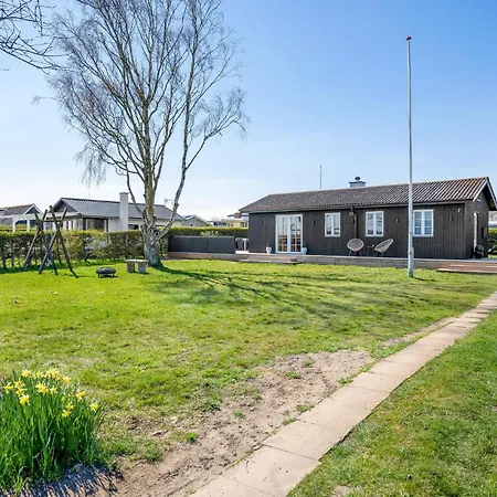 Semesterbostad With A Fireplace 267 Hejls